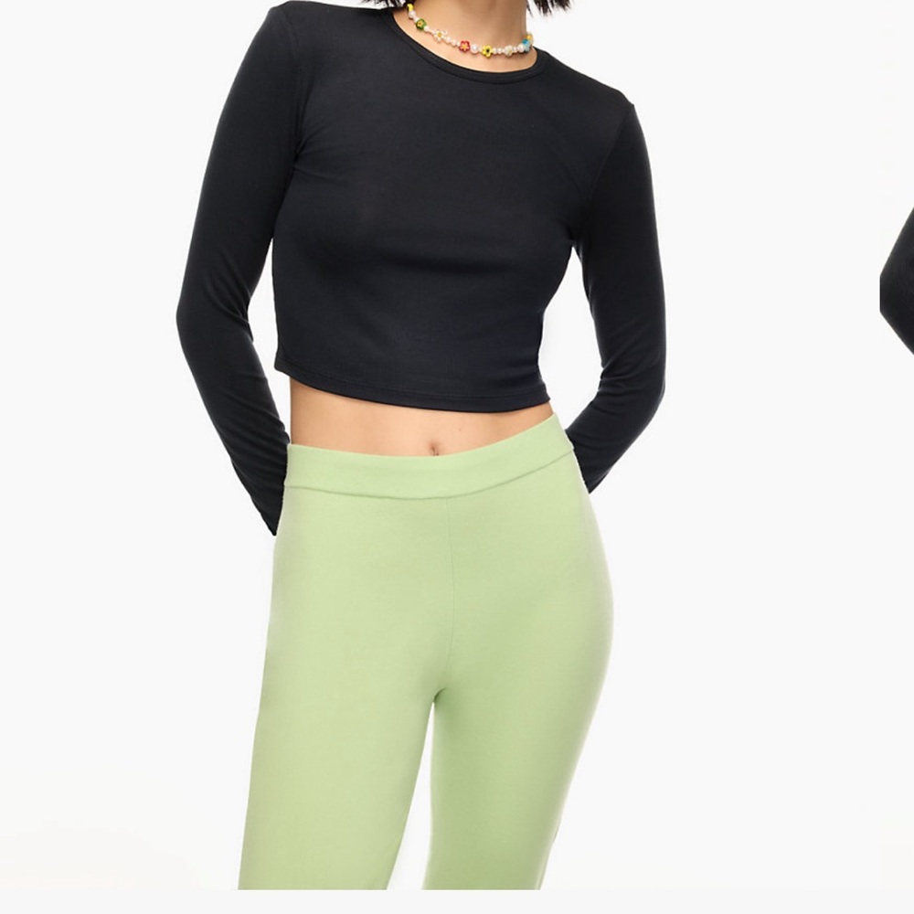 Aritzia Sunday Best Black Long Sleeve Crop Top